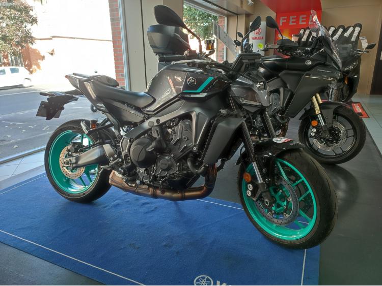 YAMAHA MT-09  Y-AMT