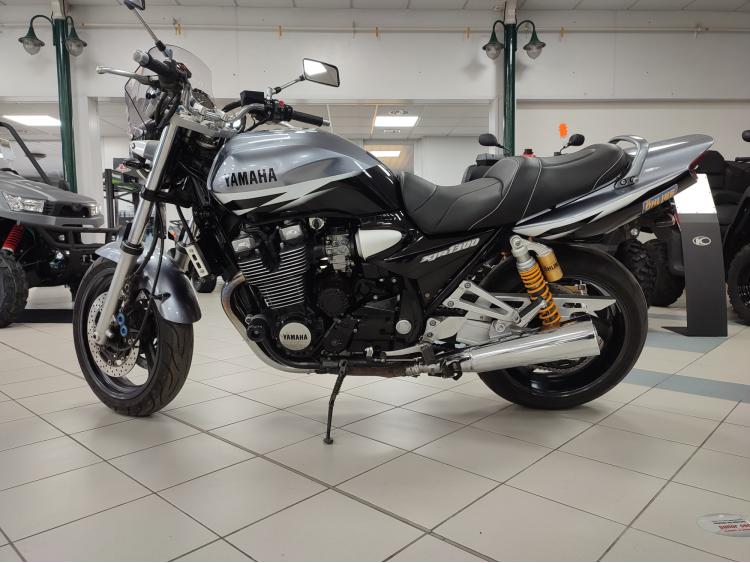 YAMAHA XJR 1300 SP