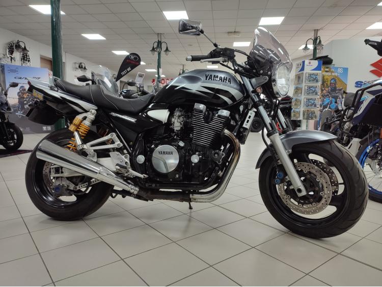 YAMAHA XJR 1300 SP