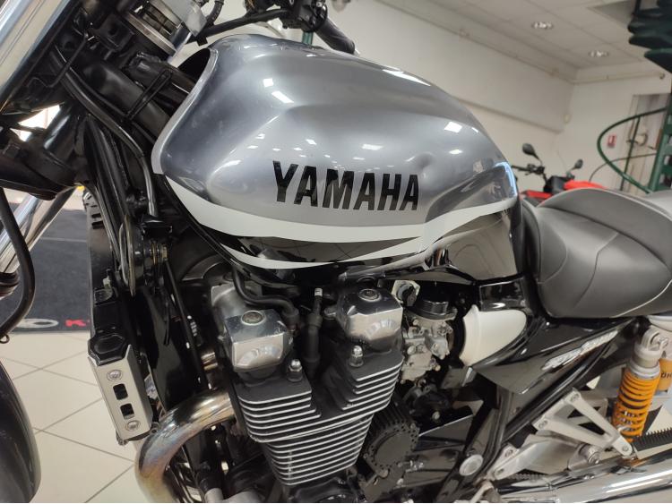 YAMAHA XJR 1300 SP