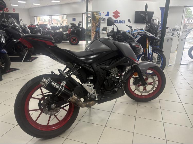 SUZUKI GSX-S 125