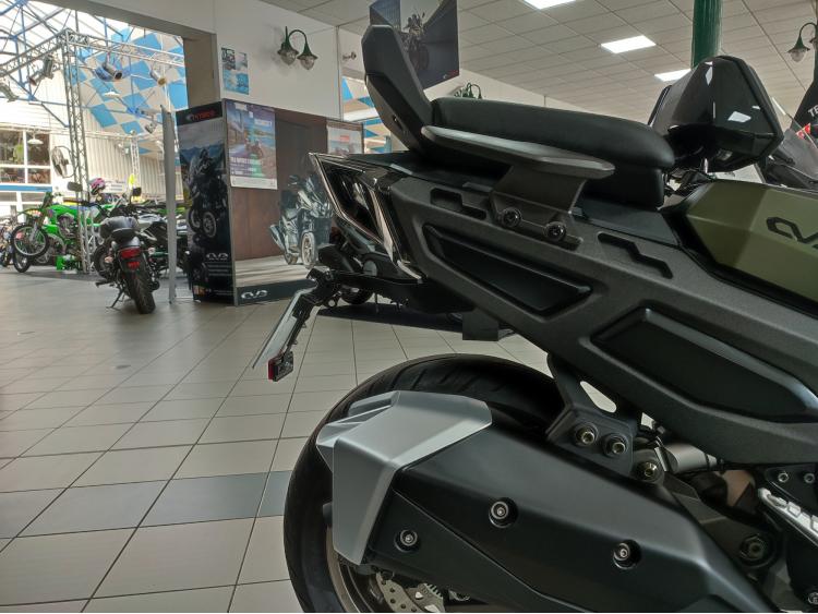 KYMCO CV3 550