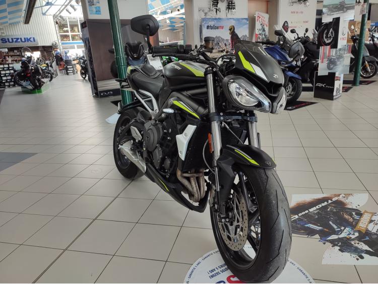 TRIUMPH STREET TRIPLE 765 RS