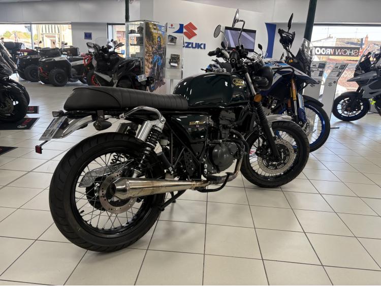 MASH BLACK SEVEN 125
