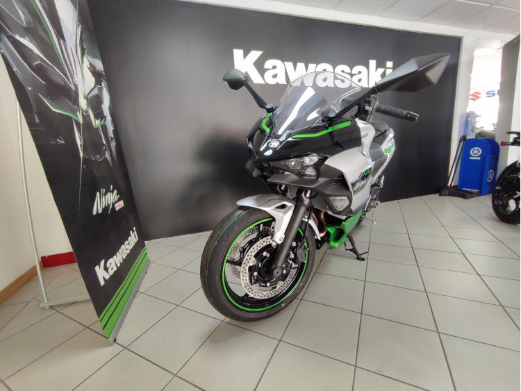KAWASAKI Ninja 7 Hybrid 0km