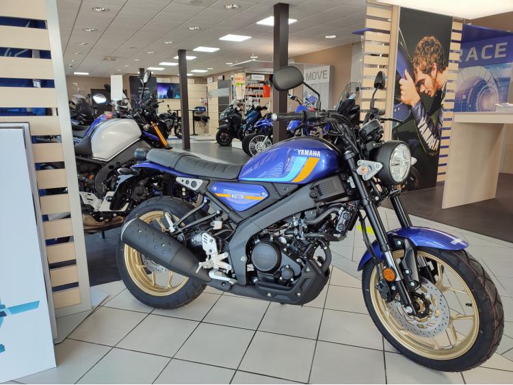 YAMAHA XSR 125